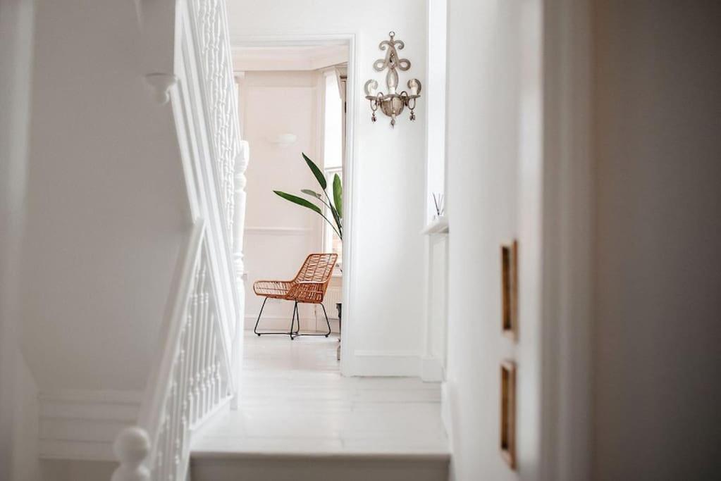 3 Bedroom House In Kew Gardens Ричмонд Экстерьер фото